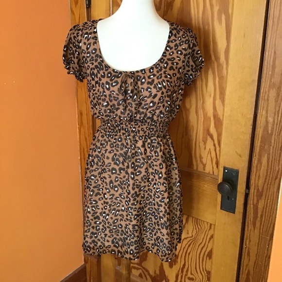 3 for 20 $ bundle Evolutionary Apparel Leopard Print Mini Dress - Picture 10 of 12